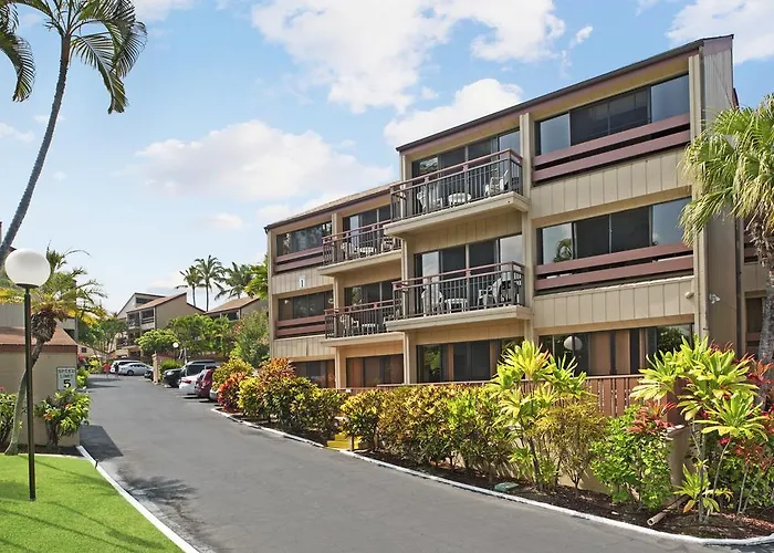 Family Hotel: The Kona Billfisher